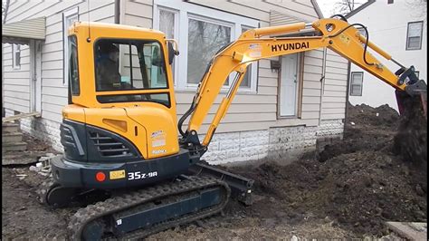 r35 mini excavator reviews|Your opinions of Hyundai excavators .